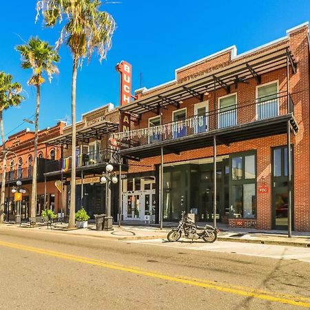 Frontdesk 1910 E 7Th Ave Apts Historic Ybor Tampa Apartment Exterior photo